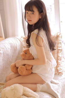 美女洗澡